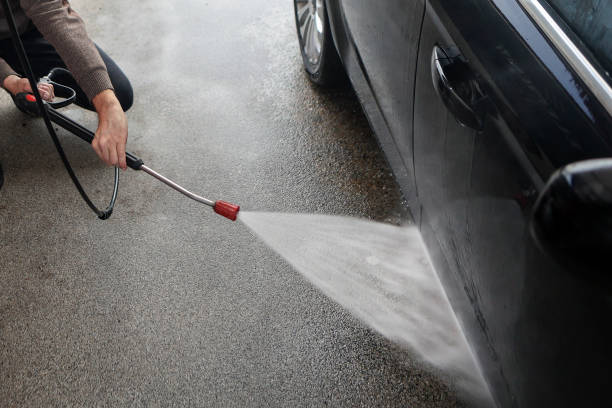 Best Deck Pressure Washing  in Fergus Falls, MN